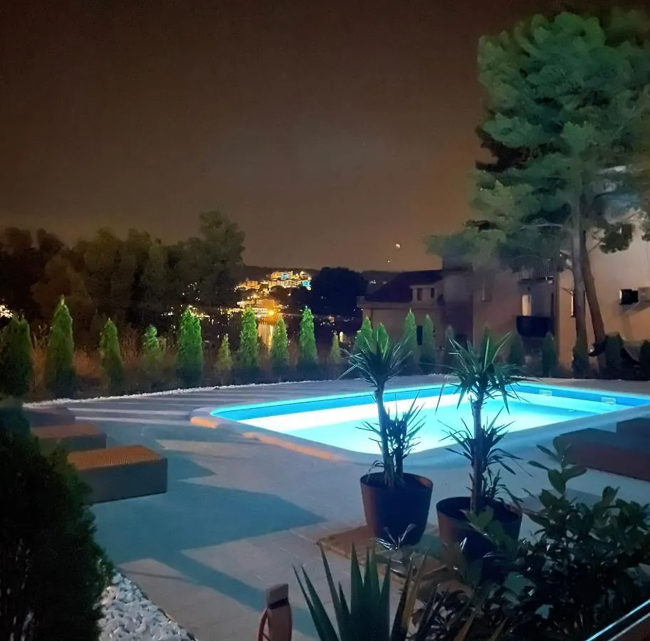 A&A Apartments By The Sea Trogir Chorwacja