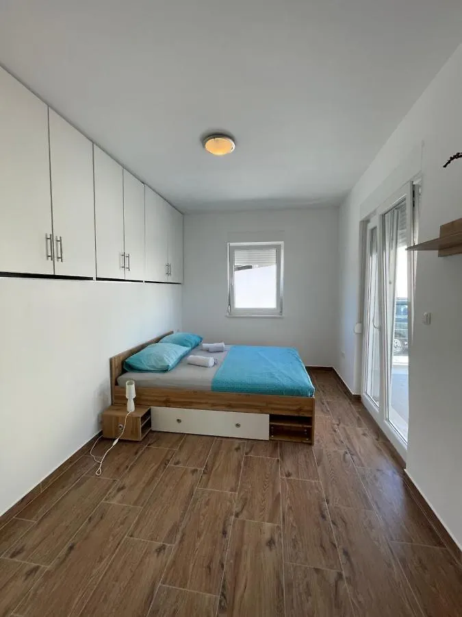 A&A Apartments By The Sea Trogir Chorwacja