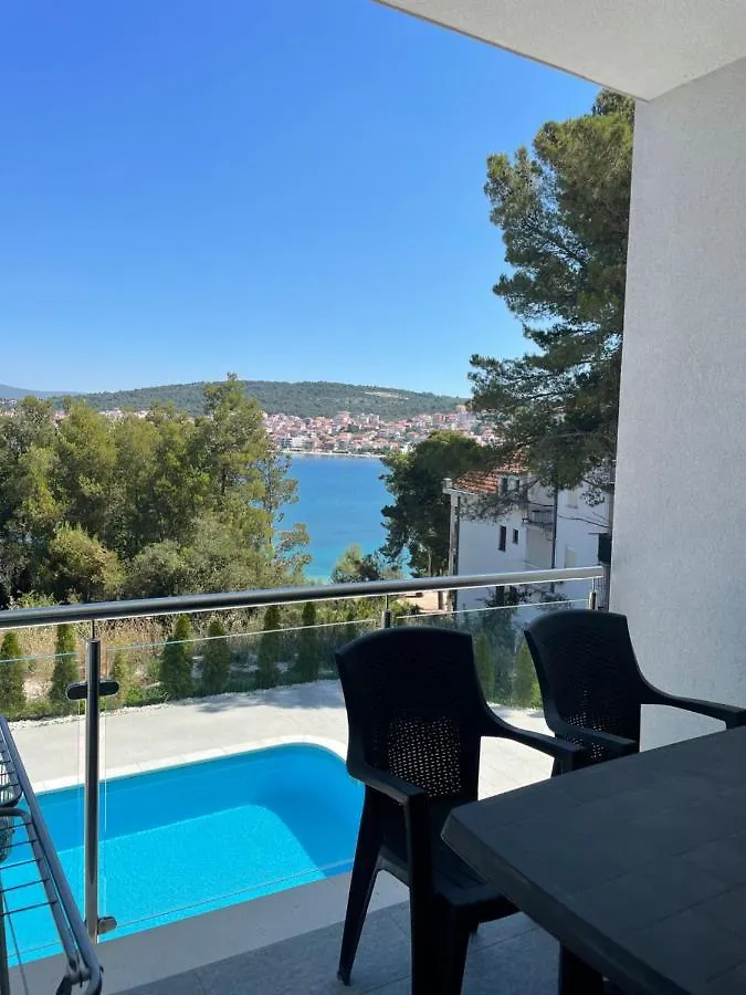A&A Apartments By The Sea Trogir Chorwacja